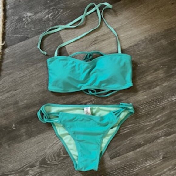 🧡3/15 Forever 21 Bikini Top and Matching Bottoms Mint Green Women's L - Picture 1 of 6